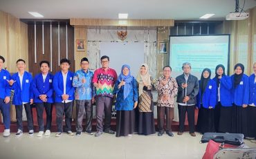 Foto bersama usai pelepasan (Foto:Tim LPM)