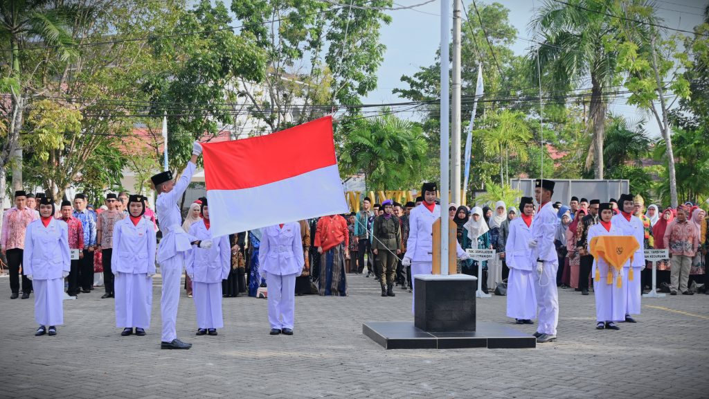 Para anggota Pramuka UIN Antasari saat sukses menjalankan tugas (Foto:Humas/Jamal Ripani)
