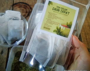 Penampakan daun sapat yang sudah siap saji.