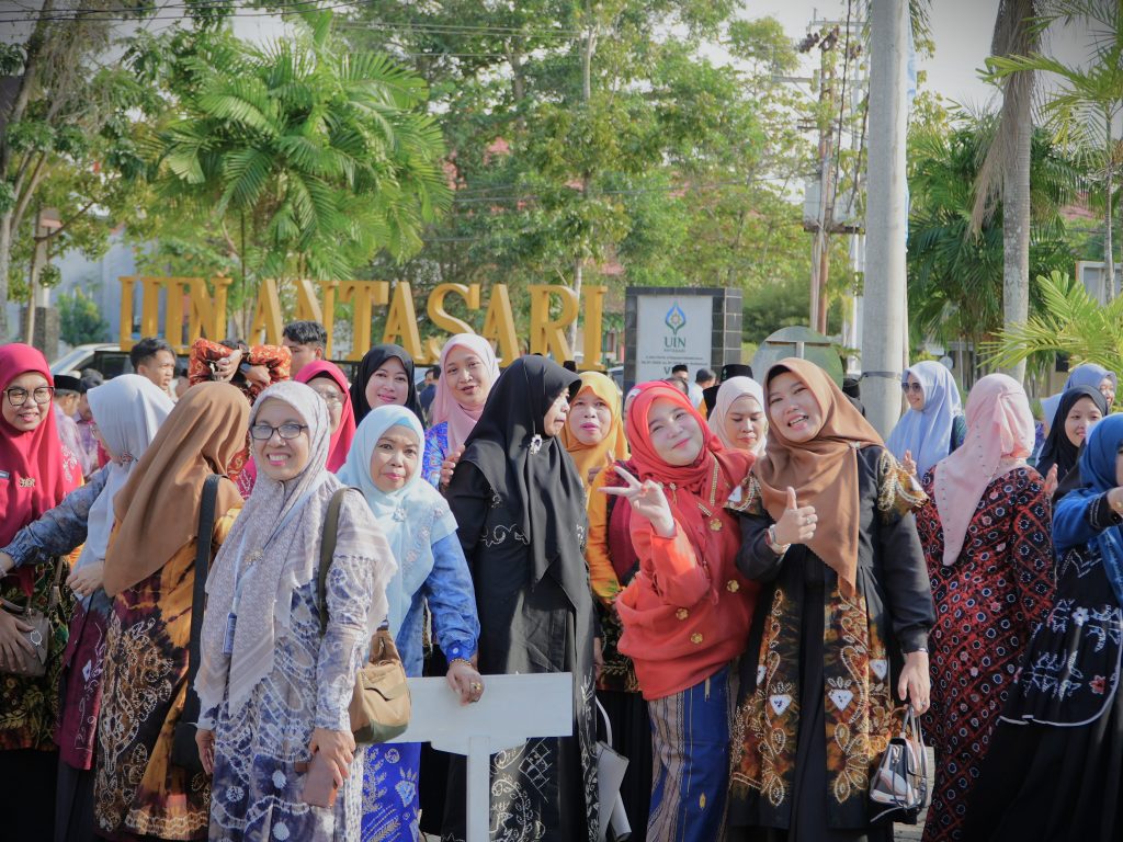 Suasana ceria usai upacara (Foto:Humas)