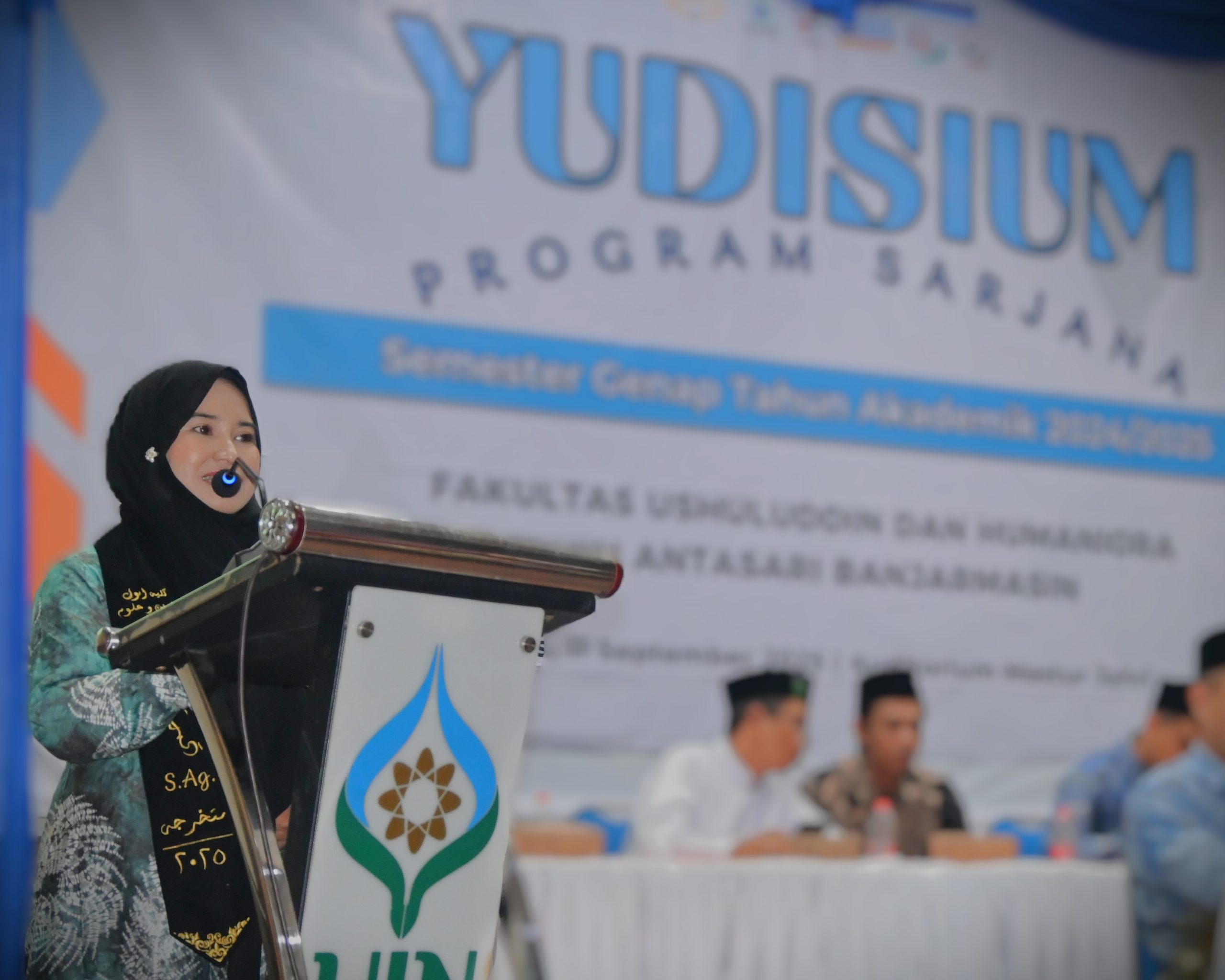 Aulia Rahmi, S.Ag. saat menyampaikan kesan dan pesan (Foto:Humas/Jamal Ripani)