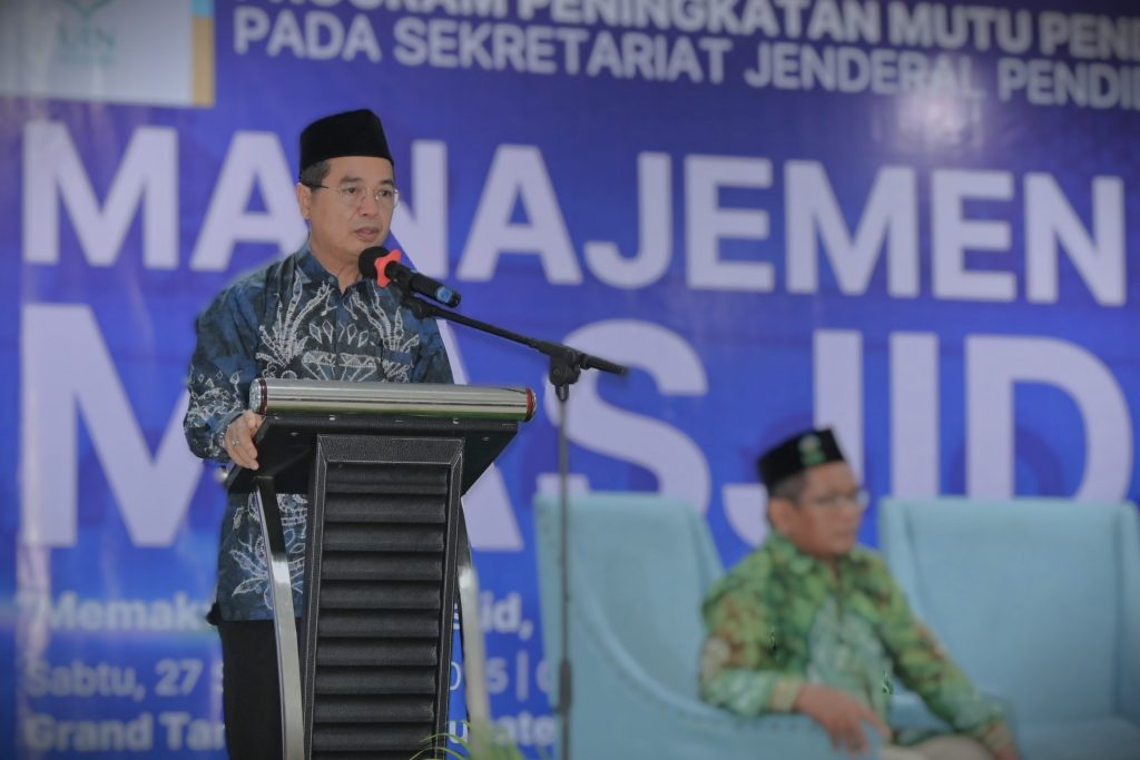 Dr. H. Akhmad Sagir, M.Ag. saat menyampaikan sambutan (Foto:Humas/Jamal Ripani)