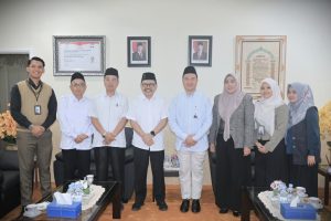 Foto bersama jajaran pimpinan UIN Antasari dengan RCEO BSI Kalimantan dan tim (Foto:Humas/Jamal Ripani)