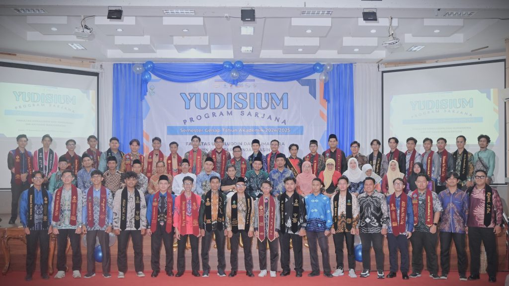 Foto bersama para yudisawan laki-laki usai acara (Foto:Humas/Jamal Ripani)