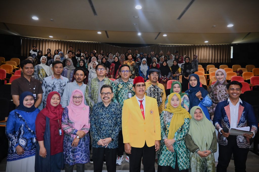Foto bersama usai pembukaan (Foto:Humas/Jamal Ripani)