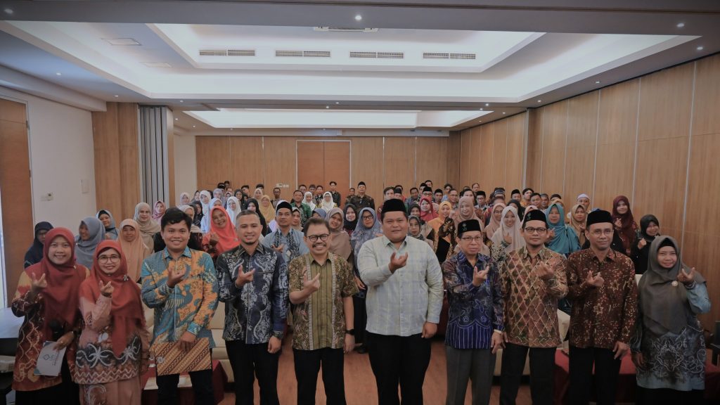 Foto bersama usai pembukaan (Foto:Humas/Jamal Ripani)