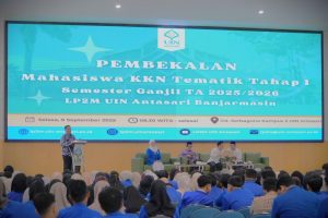 Mursalin, M.Pd. saat menyampaikan materi (Foto:Humas)
