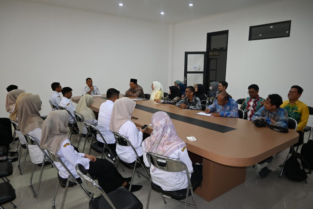 Suasana pertemuan di Depot Arsip Kalsel (Foto:Humas/Jamal Ripani)