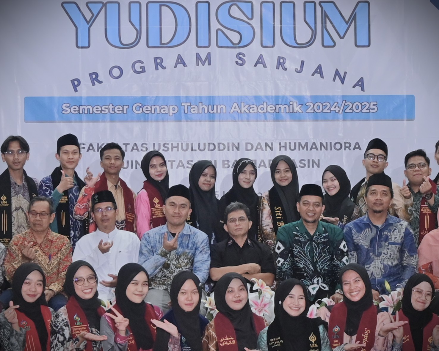 untuk thumbnail berita pertama yudisium fuh 110925 (Foto:Humas/Jamal Ripani)