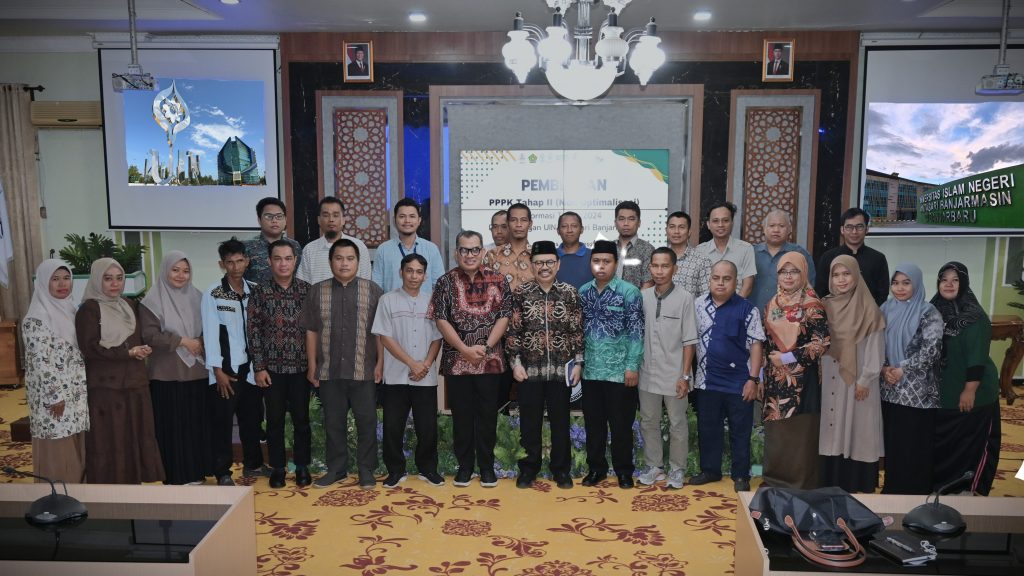 Foto bersama usai acara (Foto:Humas/Jamal Ripani)