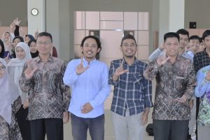 Foto bersama usai pembukaan (Foto Humas Jamal Ripani) - untuk thumbnail