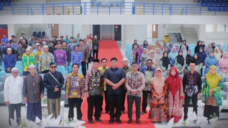 Foto bersama usai pembukaan (Foto:Tim Divisi Ponpes FTK UIN Antasari)