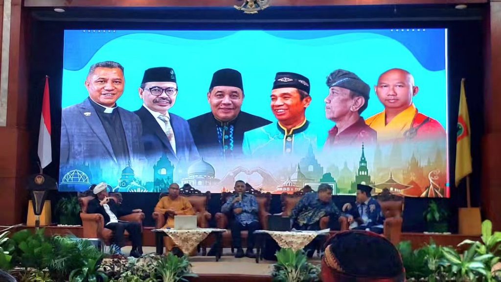 Para narasumber seminar (Foto:Istimewa)