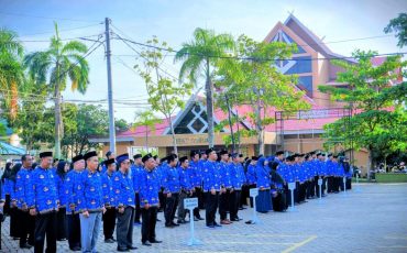 Para pegawai UIN Antasari saat mengikuti Upacara Peringatan Hari Kesaktian Pancasila Tahun 2025 (Foto:Humas/Haitami)