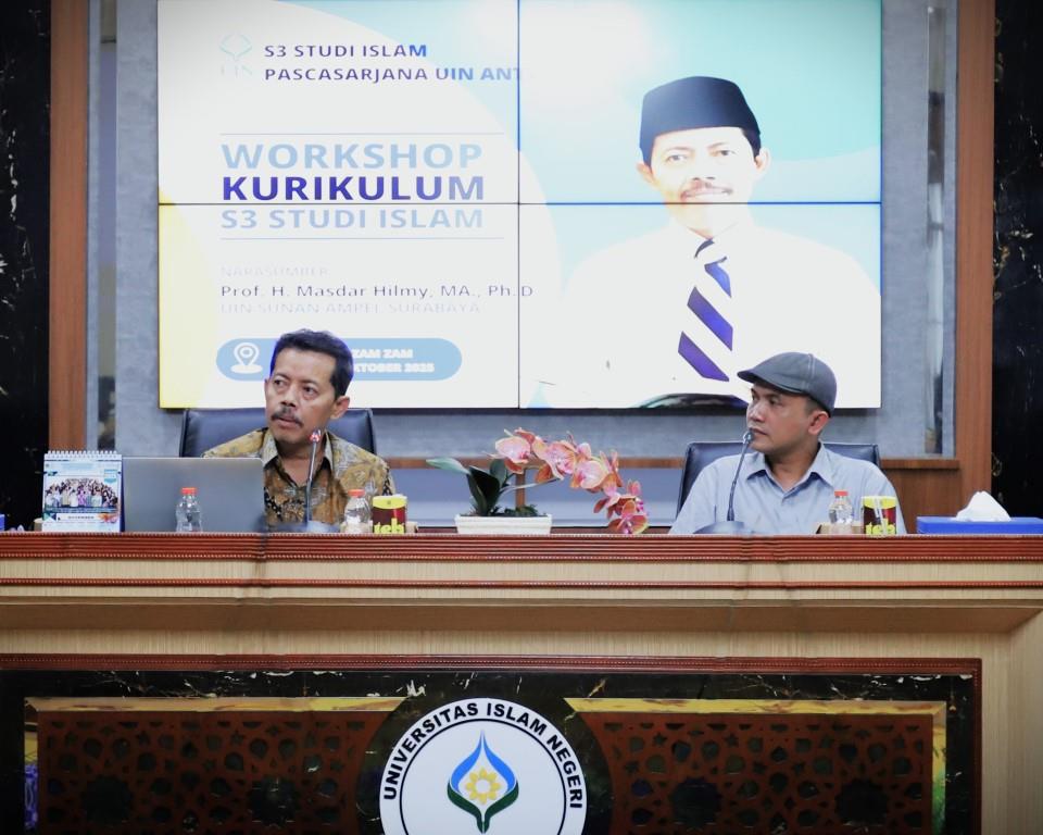 Prof. H. Masdar Hilmy, M.A., Ph.D. saat menjadi narasumber di UIN Antasari (Foto:Humas)