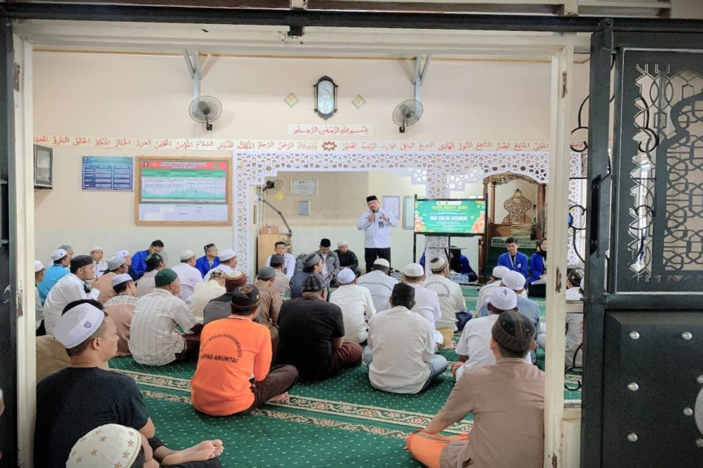 Suasana pembukaan Lomba Islami Hari Santri di Lapas Kelas IIB Amuntai.