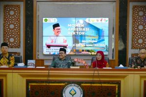 Suasana pembukaan Momen Apresiasi Rektor (Foto:Humas/Jamal Ripani)