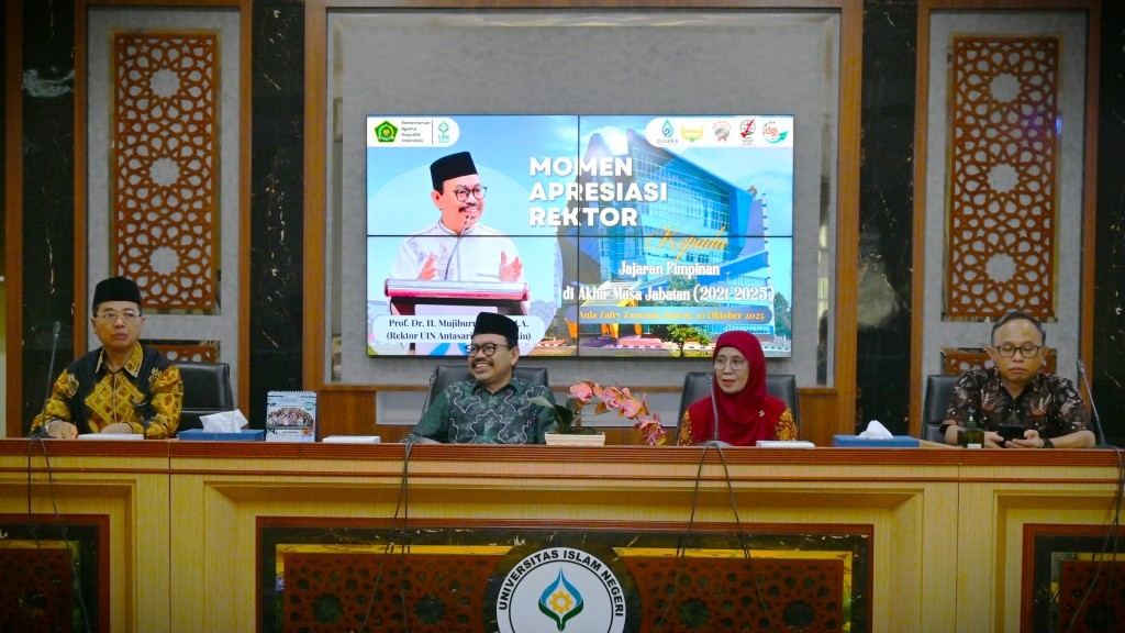 Suasana pembukaan Momen Apresiasi Rektor (Foto:Humas/Jamal Ripani)