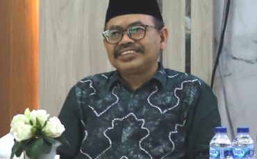 Menunggu Pelantikan Rektor Baru, Menag Perpanjang Jabatan Rektor Prof. Mujib