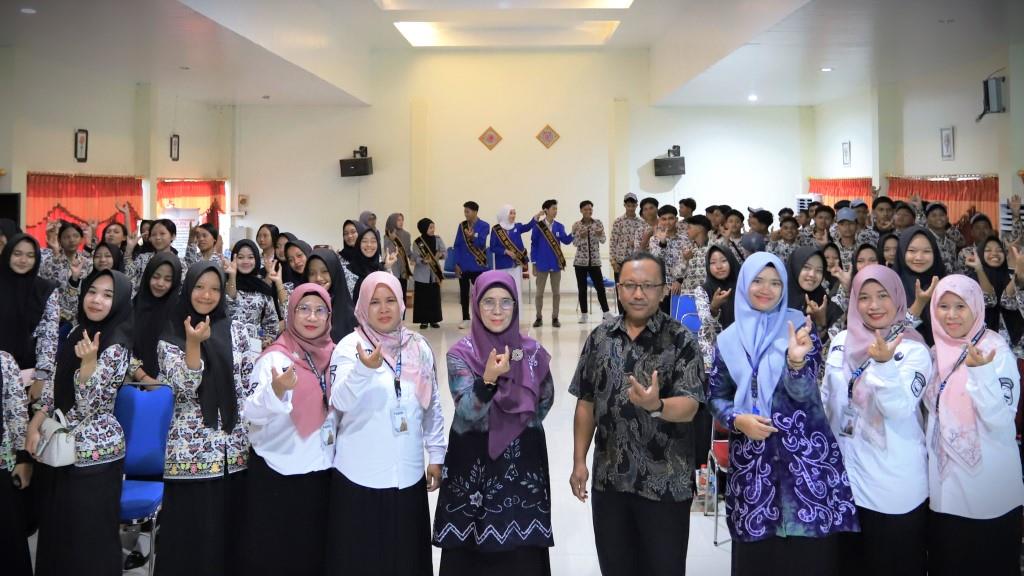 untuk thumbnail berita kunjungan batu ampar, 151025