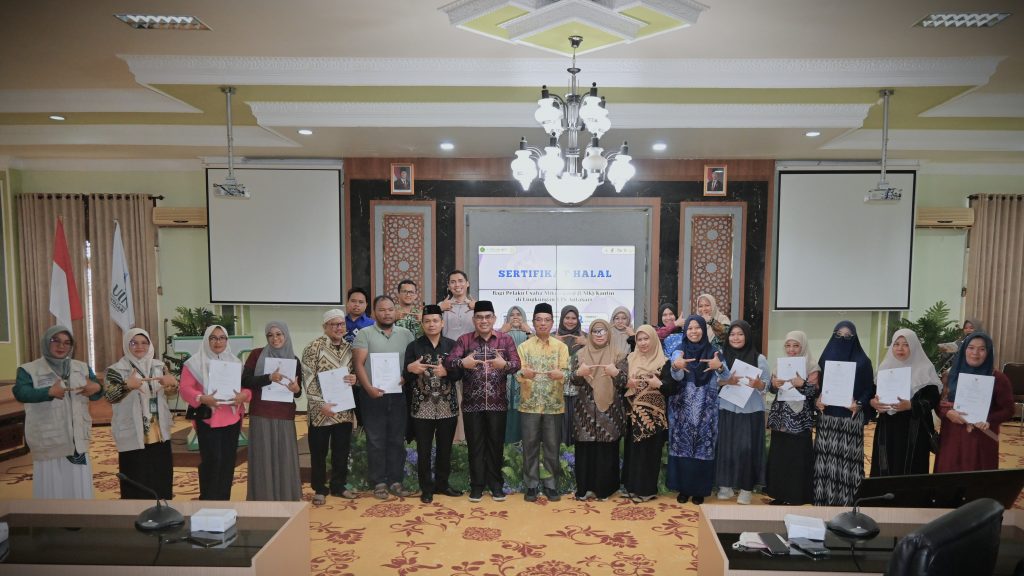 Foto bersama usai acara (Foto:Humas/Jamal Ripani)