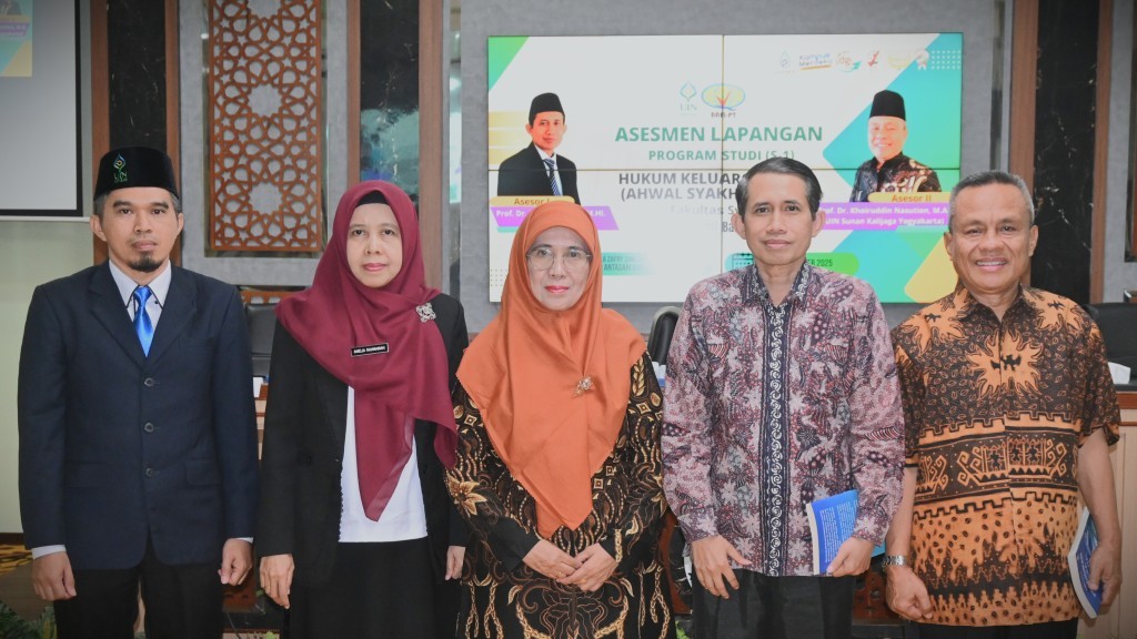 Foto bersama usai pembukaan (Foto:Humas/Jamal Ripani)