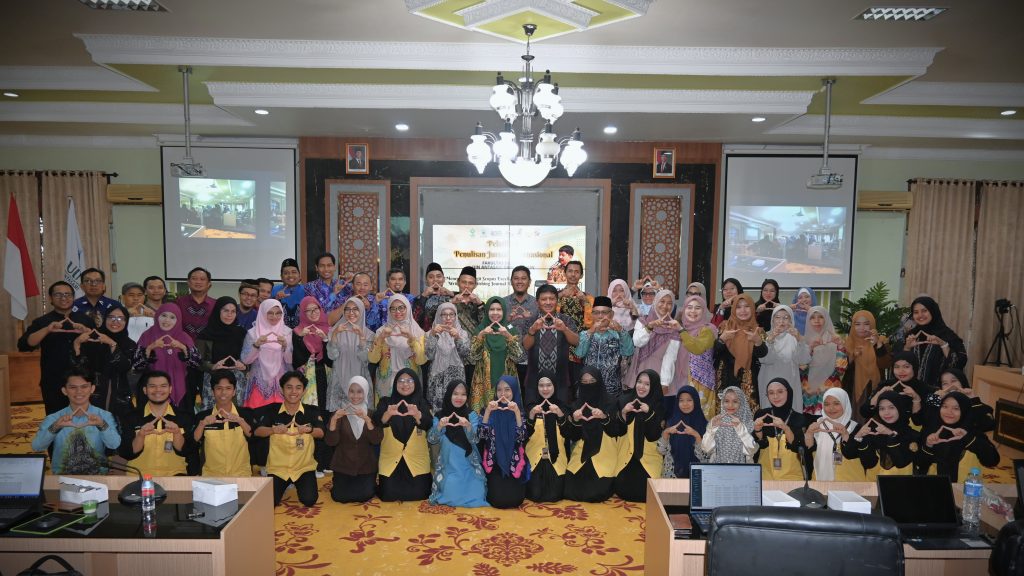 Foto bersama usai pembukaan (Foto:Humas/Jamal Ripani)