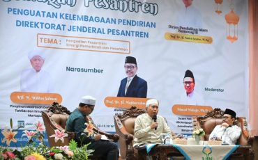 K.H. Muhammad Wildan Salman saat menjadi narasumber (Foto:Humas/Jamal Ripani)