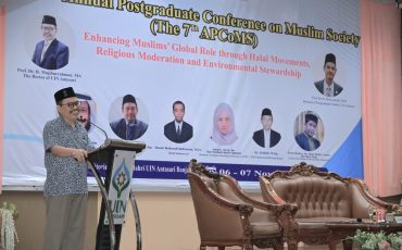 Rektor UIN Antasari Prof. Dr. H. Mujiburrahman, M.A. saat membuka acara (Foto:Humas/Jamal Ripani)