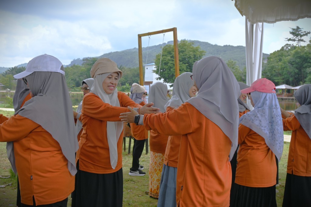 Suasana kebersamaan saat kegiatan mancakrida (Foto:Humas/Jamal Ripani)