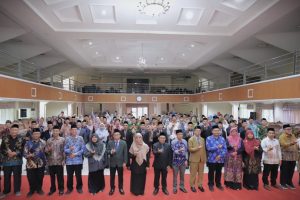 Foto bersama usai pelantikan (Foto:Humas/Haitami)