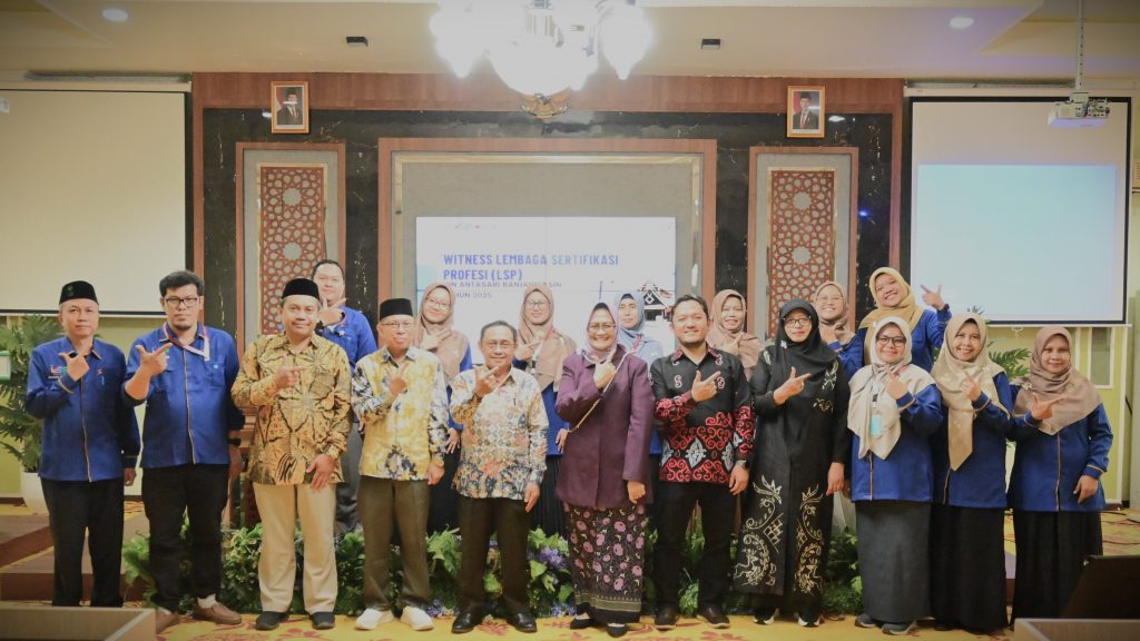 Foto bersama usai pembukaan (Foto:Humas/Jamal Ripani)