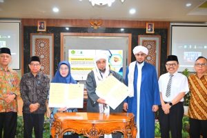 Foto bersamai usai penandatangan MoU (Foto:Humas/Jamal Ripani)