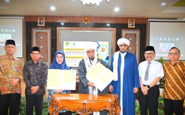 Foto bersamai usai penandatangan MoU (Foto:Humas/Jamal Ripani)
