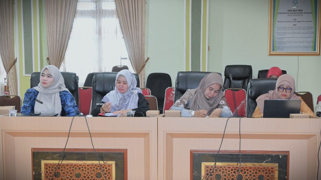 Para dosen saat mengikuti Rakor (Foto:Humas/Jamal Ripani)