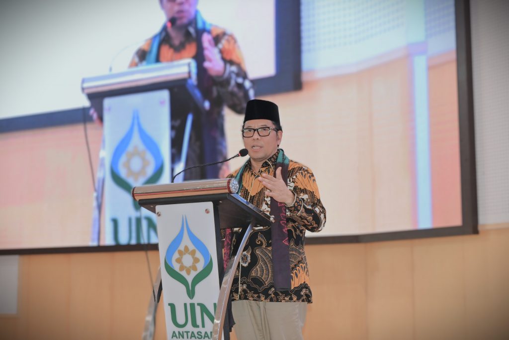 Prof. Dr. Phil. H. Kamaruddin Amin, M.A. saat memberikan arahan (Foto:Humas/Rudy Hermawan)