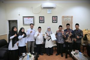 Foto bersama saat penyerahan Rekomendasi (Foto:Humas)