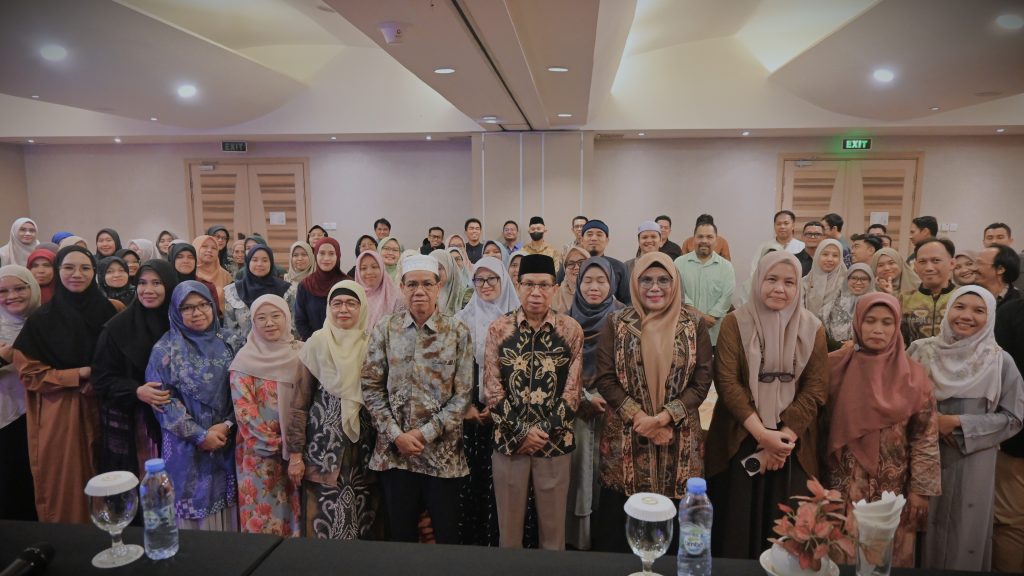 Foto bersama usai acara (Foto:Humas/Jamal Ripani)