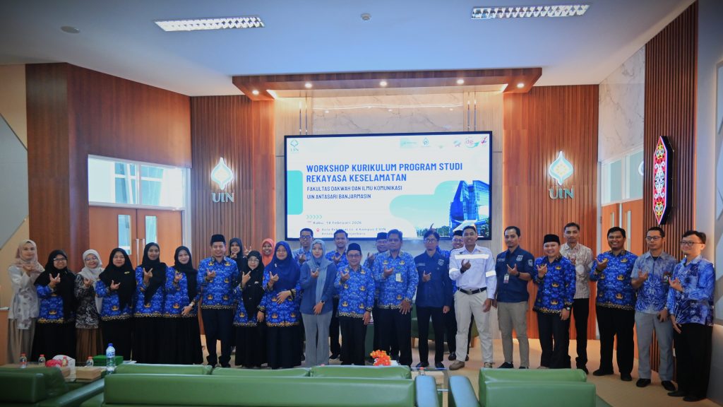 Foto bersama usai pembukaan (Foto:Humas/Jamal Ripani)