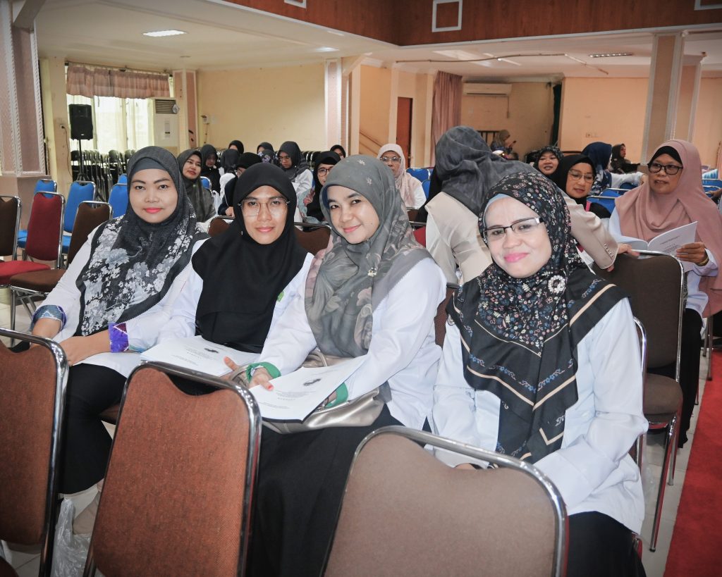 Para anggota saat mengikuti RAT (Foto:Humas/Jamal Ripani)