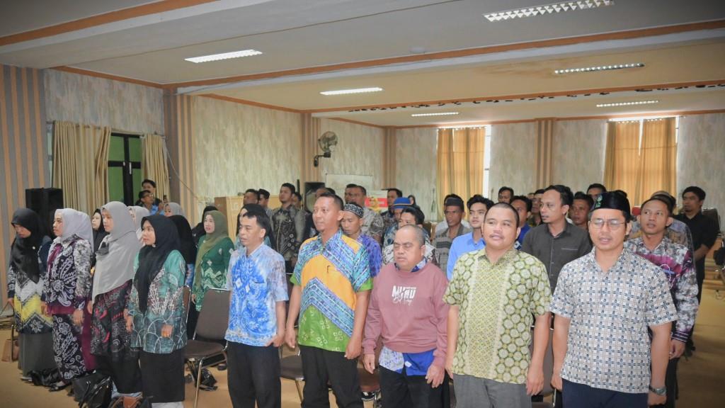 Para peserta saat mengikuti pembukaan acara (Foto:Humas/Jamal Ripani)