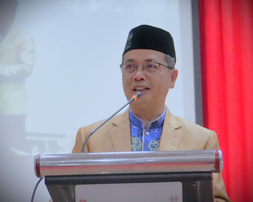Prof. Dr. H. Akhmad Sagir, M.Ag. saat membuka acara (Foto:Humas/Haitami)