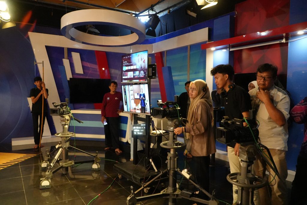 Suasana di belakang layar (Foto:Humas)