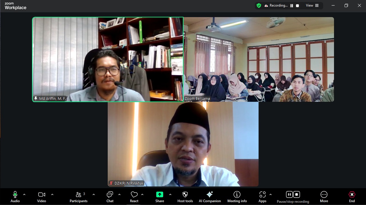 Suasana kelas internasional yang berlangsung daring (Tangkapan Layar)