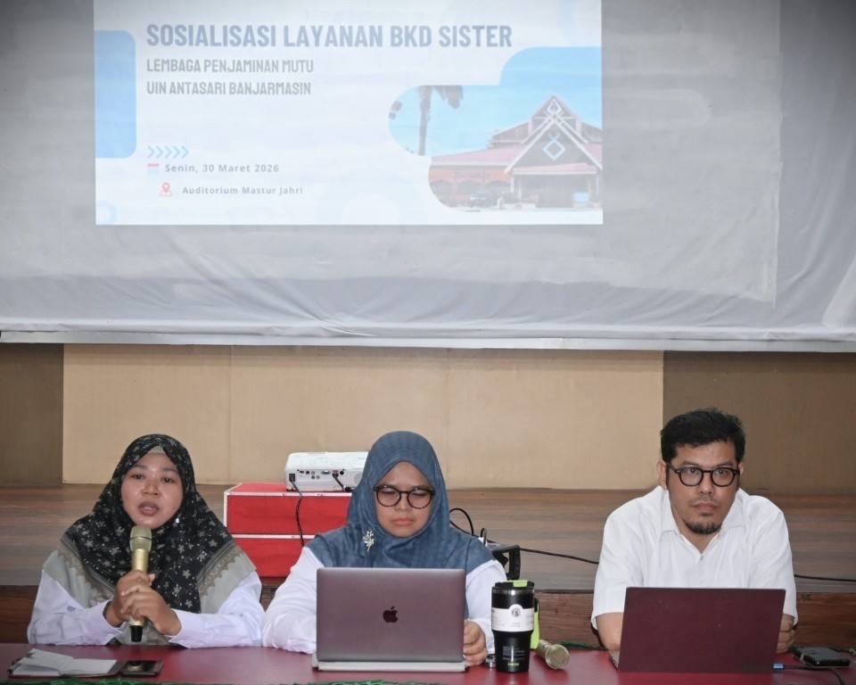 Dr. Fatwiah Noor, Lc., M.Pd. saat membuka acara (Foto:Humas/Jamal Ripani)
