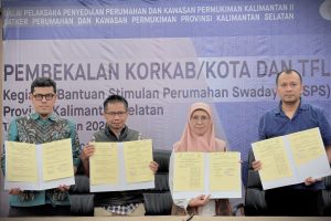 Foto bersama usai penandatanganan MoU (Foto:Tim Pusat Kerja Sama dan Hubungan Internasional)