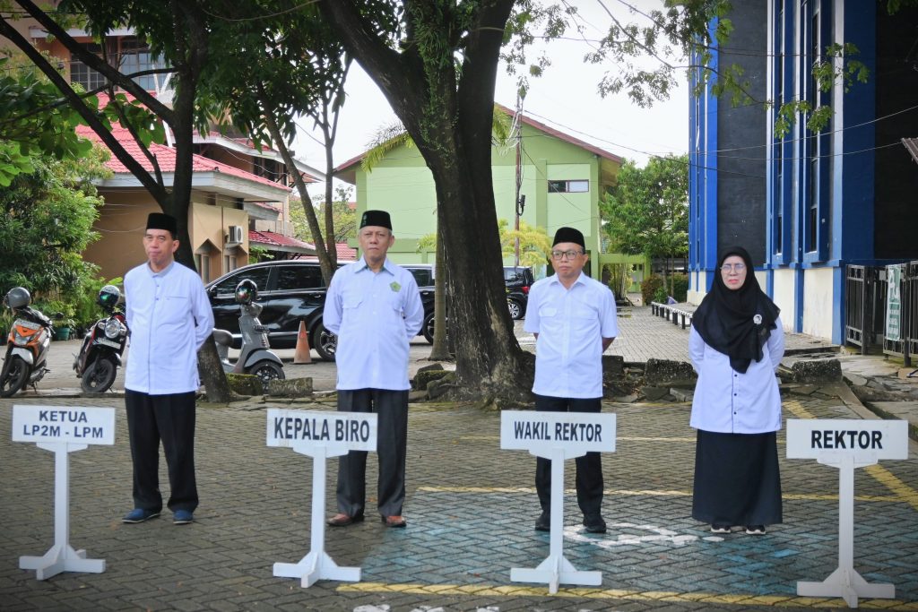 Barisan pimpinan UIN Antasari (Foto:Humas/Jamal Ripani)
