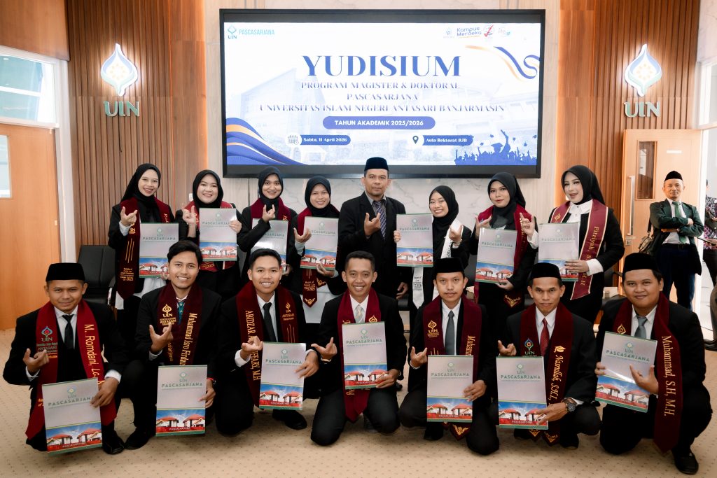 Foto bersama lulusan S-2 HKI (Foto:Panitia)