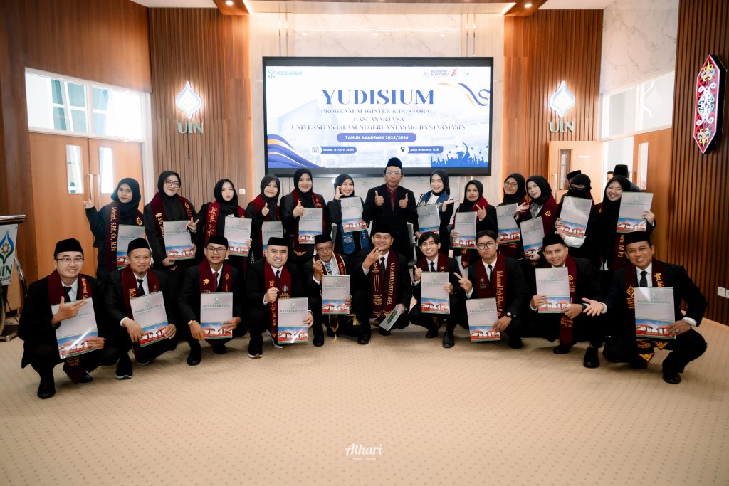 Foto bersama lulusan S-2 PAI (Foto:Panitia)