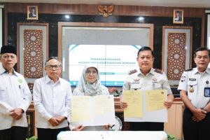 MoU dengan Kanwil Ditjenpas Kalsel (Foto Humas Jamal Ripanii) – poles MoU dengan Kanwil Ditjenpas Kalsel (Foto Humas Jamal Ripanii) - poles